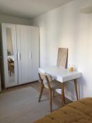 2 pieces Paris centre Marais