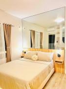 Reflective Woodscape- 1 Bedroom with Balcony