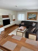 Modern apartment in a top location and free Parking