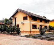 Casa Happy - La mansarda del sorriso con parcheggio privato a Valcorrente