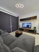 Ithaki Garden Cozy 1BR Apartment Universal