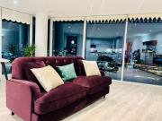 Stunning O2 Skyline Views Walk to ExCeL & WiFi