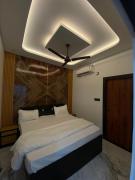 Top NaimishÄranya Top NaimishÄranya