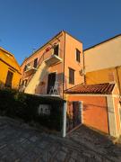 Blue Maison Blue Maison