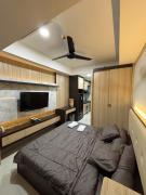 Pollux habibie batam