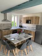 Au Clerc de lOrangerie 2-6 voyageurs