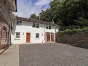 Abbots Reading Mews 2