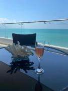 Grand Diamond Beach lujoso departamento frente al mar