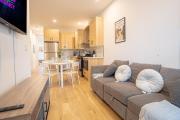 Chic & Modern 3BR Retreat in the Heart of Brooklyn