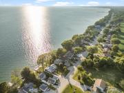 Birds Eye View on Erie with Hot Tub & Game Room