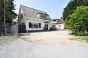 Ruime woning met jacuzzi, 10 min van strand