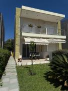 Top Nikiti