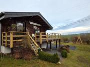 Quiet chalet with panoramic view and fenced garden
