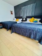 Nagomiの宿駅徒歩3分1棟貸切4部屋梅田1駅京都神戸直通