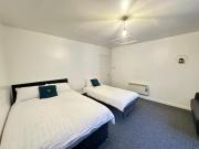 Cozy Stay for 3 in the West Midlands - BPG Holiday Home 4