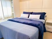 Flat em frente Flamboyant Shopping