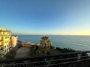 Lo sguardo nel blu Lo sguardo nel blu