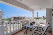 Top Paralimni