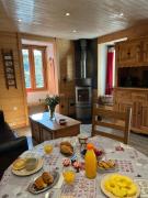 Appartement 2 chambres avec poils à bois