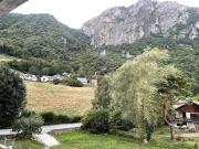 Cozy Mountain View 2-bedroom Pyrenees Apartment