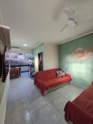 Apartamento a 250 metros da Praia do Sapê e Maranduba - Piscina e Ar condicionado