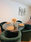 The Hollywood loft FREE Parking