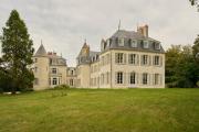 Renovated Castle In The Sancerre Vineyards