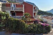 Apartments with parking space Duce, Omis - 23509 Apartments with parking space Duce, Omis - 23509