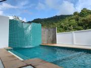 Hillside 3 Bedroom Vacation Home with Pool