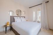 Confort Spacieux a Hivernage 3 Chambres and Piscine