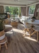 Sfeervolle woodlodge op 5 sterren vakantiepark Krieghuusbelten