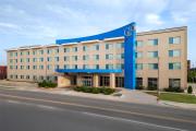 GLō Best Western Enid OK Downtown - Convention Center Hotel