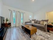 Full 3 BR 2 BA Home in Ocala Close to Key Sights