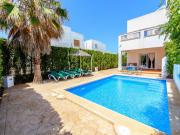 Stylish Island Villa with Sunlit Garden