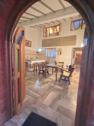 Apto a 4 cuadras del centro Histórico