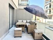 Sofi - modern with private garage