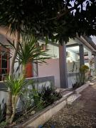 Sumbawa Maluk Homestay Kost tika