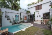Visconti Canggu House Luxury Tropical Pool Villa