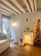 Suite Apartment a tema Natale in centro storico "Gingerbread Suite"