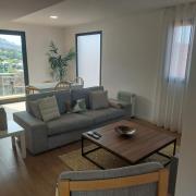 Paradise Point Sea & Mountain view