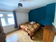 Riverside central 3 bedroom house