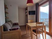 Hameau des Eaux dOrelle 3 Vallées - 2 Studios Communicants