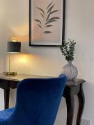 Modern One-bed Flat in Armley