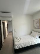 Blue Retreat Apartment