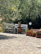 Rifugio tra gli olivi in campagna Toscana