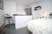 Cosy Luxury Cardiff Escape