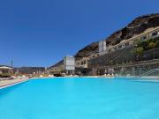 3BR Valley Dreamhouse -Solarium Terrace AirCon & Pool