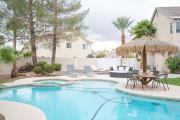 4 Bedroom Home With Pool, Hot Tub, Outdoor Kitchen