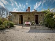 Villa in Cortona with Private Pool