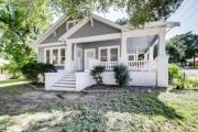 1 Mi to Dtwn! Restored 1930s Brenham Retreat